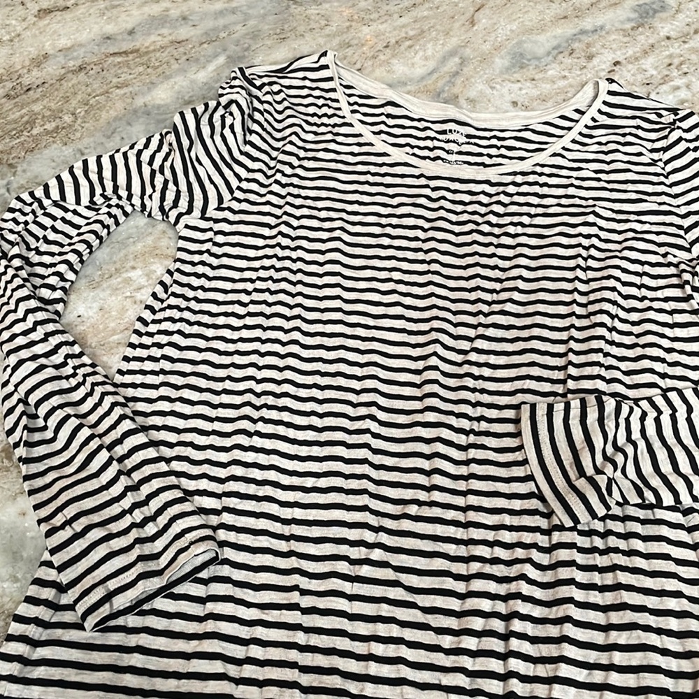 Long sleeve striped